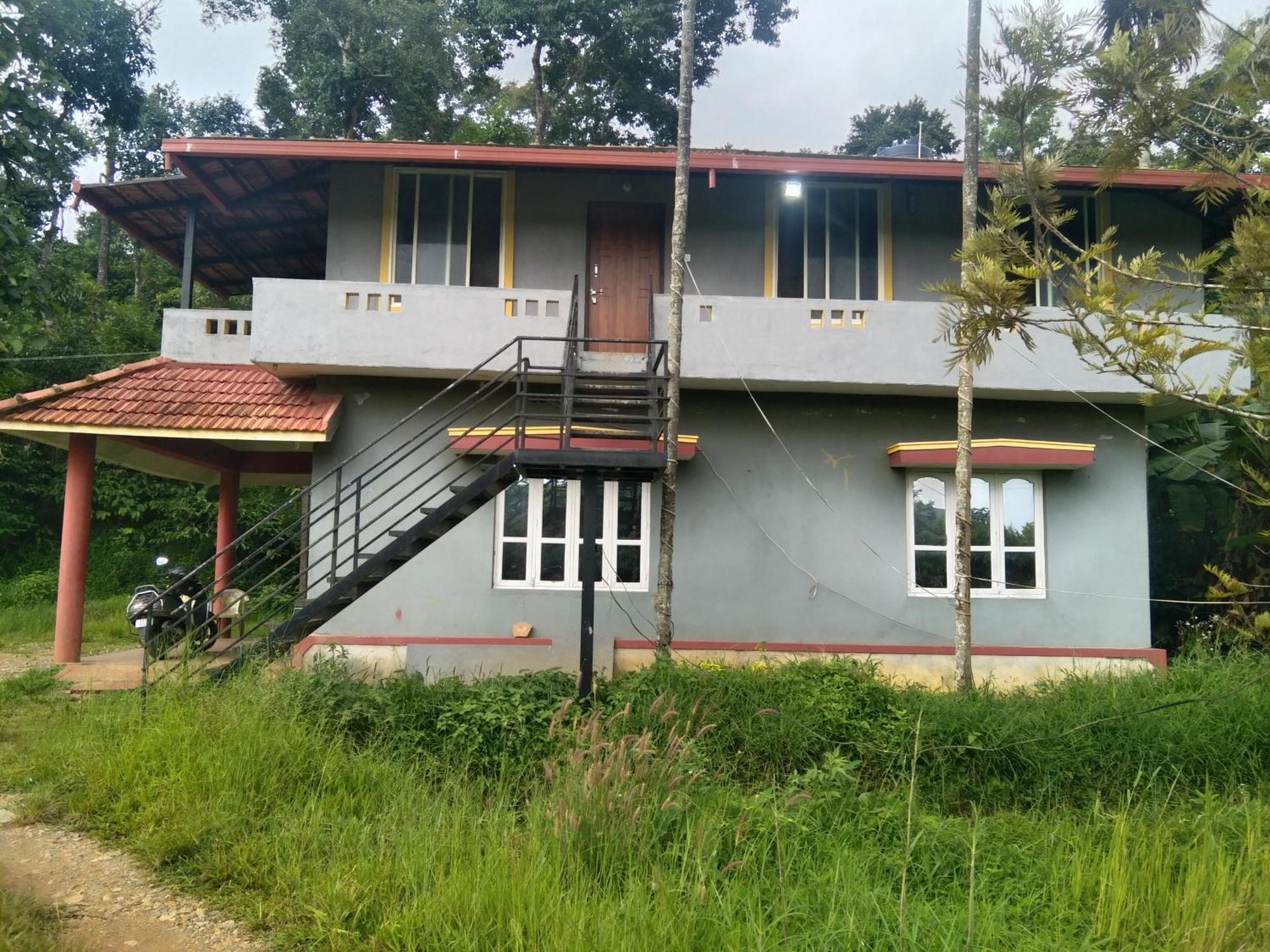 Samz Estate Stay 2Bhk Madikeri Eksteriør bilde