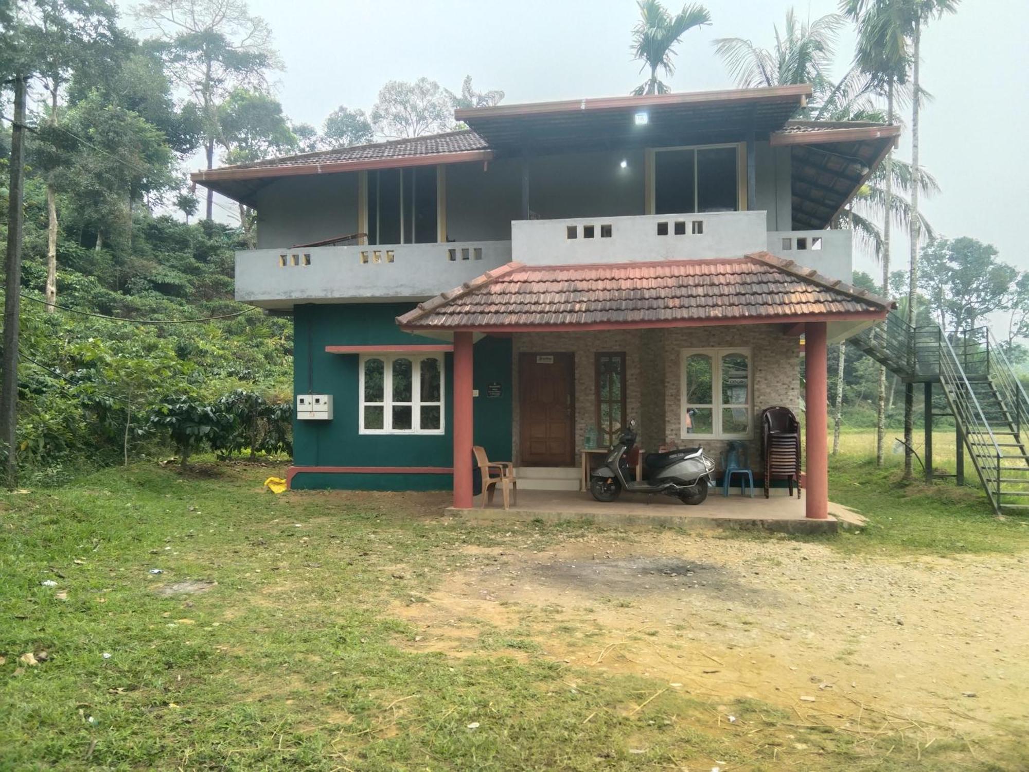 Samz Estate Stay 2Bhk Madikeri Eksteriør bilde